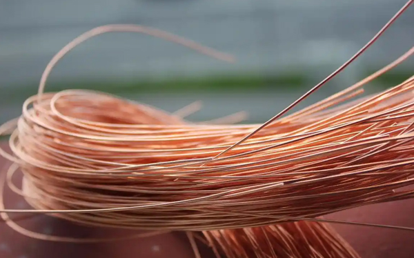 ���(y��ng)��������������޹�˾�g�̏UҺ�������~�U(ku��)���(xi��ng)Ŀ��